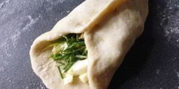 пирожки с яйцом