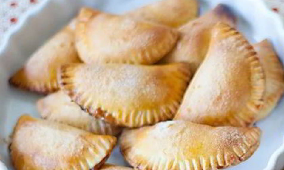 Рецепт пирожки эмпанадас с вареной сгущенкой