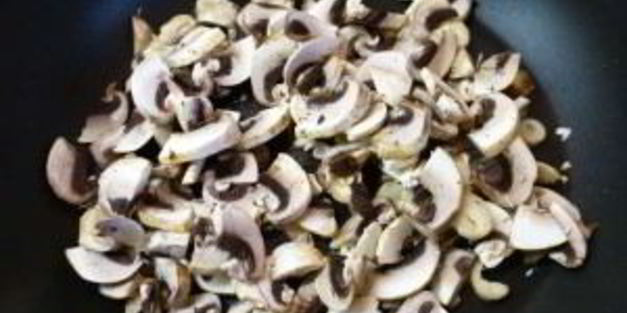 пирожки за 5 минут на сковороде