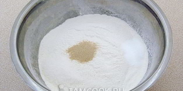 пирожки жареные с опятами