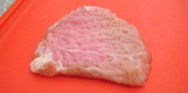 слоеные пирожки с мясом и помидорами