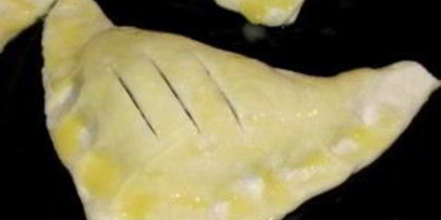 слоеные пирожки с мясом