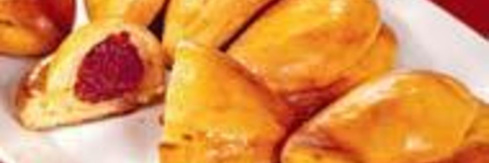 Творожные пирожки с фруктами