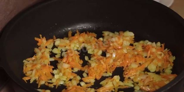 вэрзэре — молдавские пирожки с капустой без дрожжей