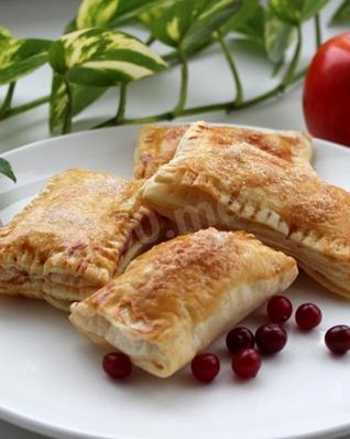 Яблочные пирожки в духовке