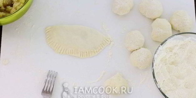 жареные пирожки с картошкой на кефире