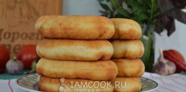 жареные пирожки с яйцом и рисом