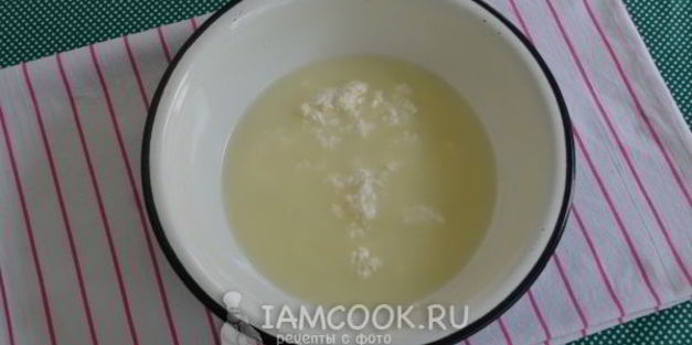 жареные пирожки с яйцом и рисом