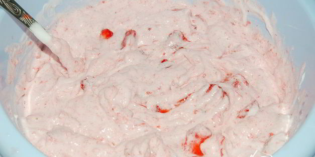 бисквитное пирожное с клубничным суфле