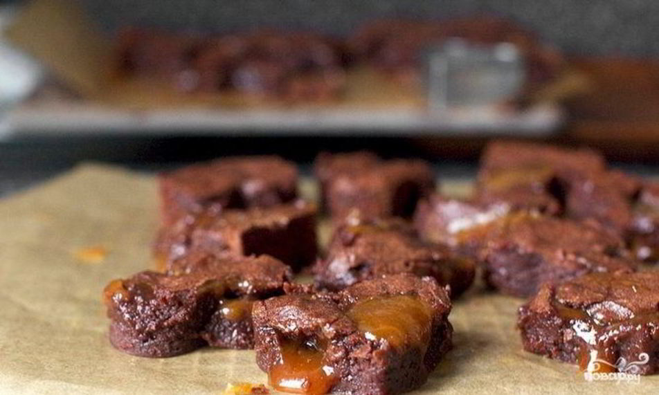 Рецепт браунис соленой карамелью