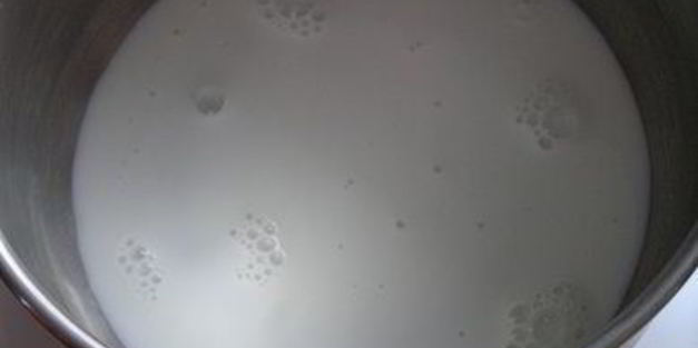 фисташковое пирожное с брусничным семифредо