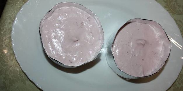 клубнично-сливочное пирожное