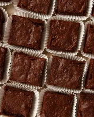 Кофейно-шоколадные пирожные с грецкими орехами