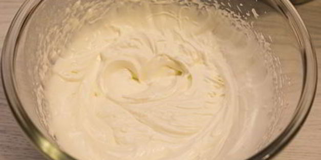 маковое пирожное с апельсиновым кремом