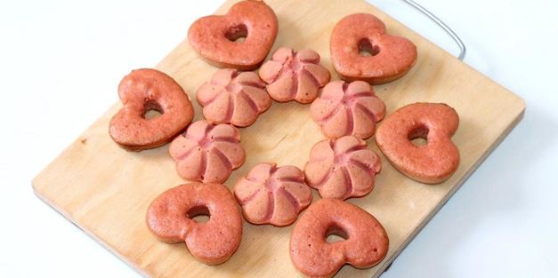 малиново-ореховое пирожное