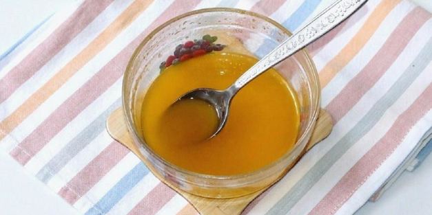 малиново-ореховое пирожное