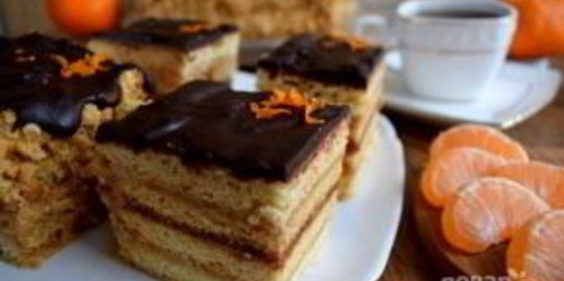 медовое пирожное с начинкой