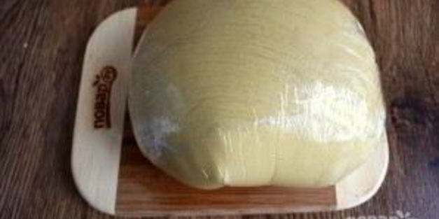 медовое пирожное с начинкой