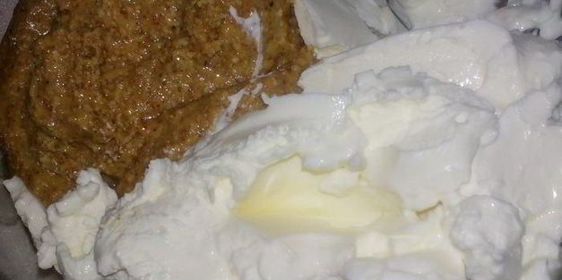 миндальные пирожные с творожно-марципановой прослойкой