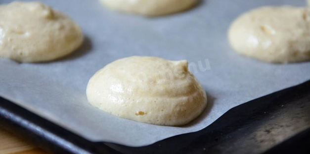 пирожное буше бисквитное