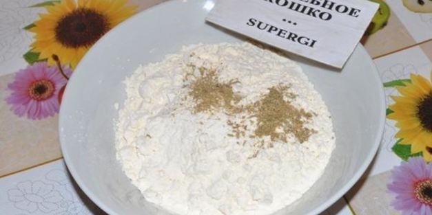 пирожное из корня сельдерея с творожным кремом