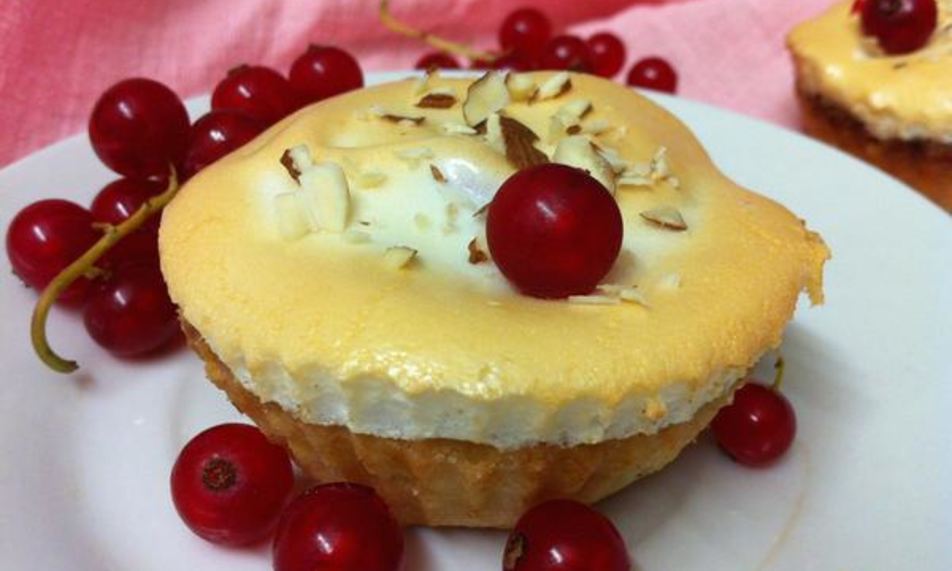 Рецепт пирожное летняя сказка со смородиной