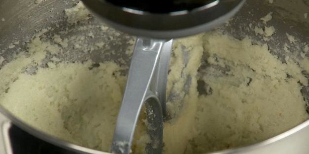 пирожное малиновые облака