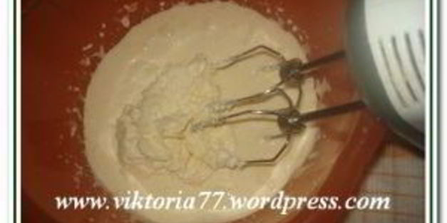 пирожное персики