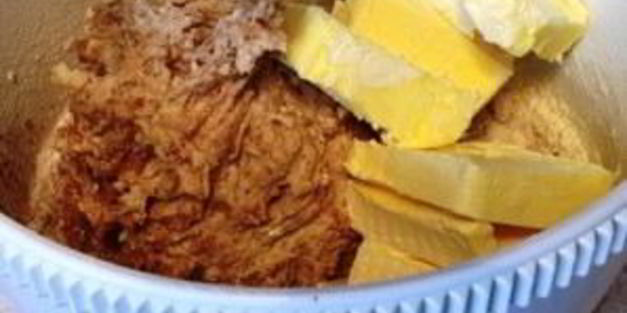 пирожное с вареной сгущенкой