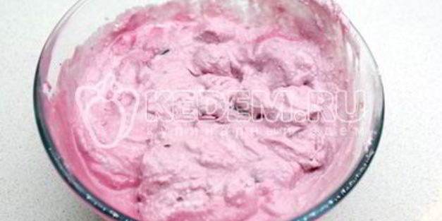 пирожное с вишней