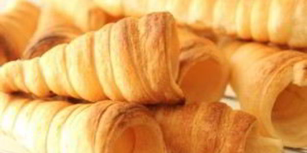 пирожное трубочка с кремом