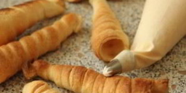 пирожное трубочка с кремом