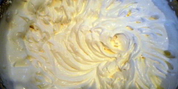 пирожное вишня