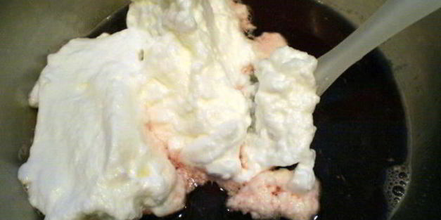 пирожное вишня