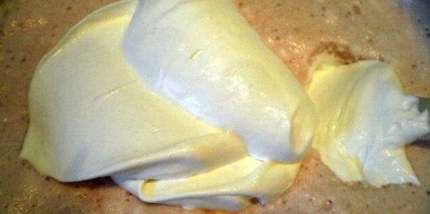 пирожное вишня