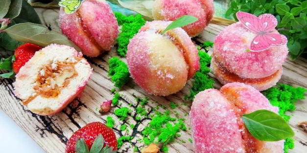 пирожные персики