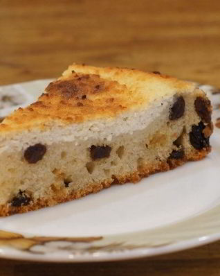 Пирожные с изюмом