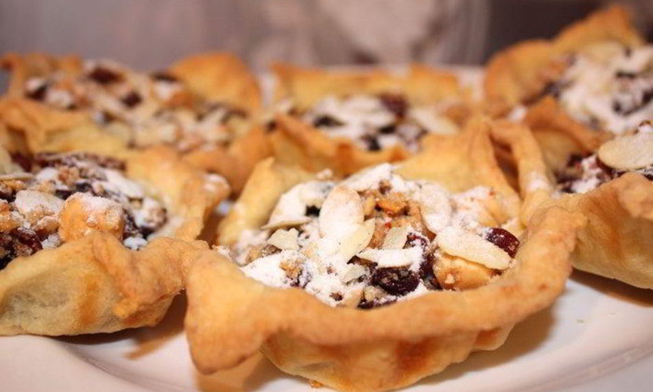 Рецепт пирожные с клюквой и орехами