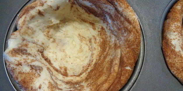 пирожные с кремовой ванильной начинкой и карамелью