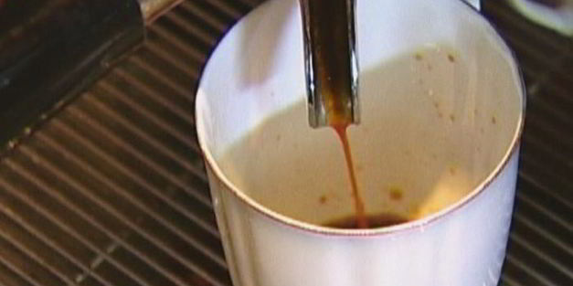 пирожные шу с миндальными хлопьями