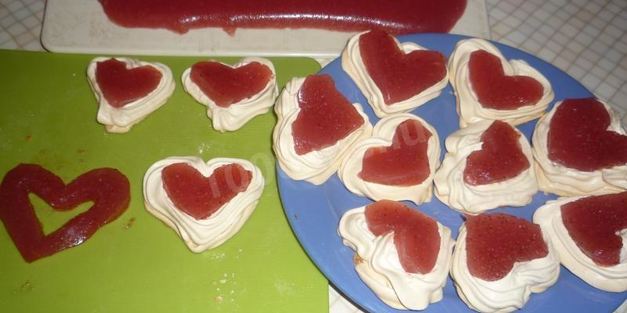 пирожные валентинки