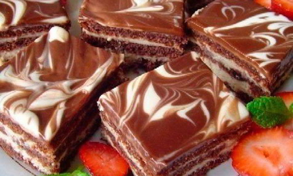 Рецепт праздничное пирожное день-ночь