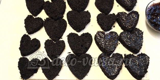 шоколадное пирожное