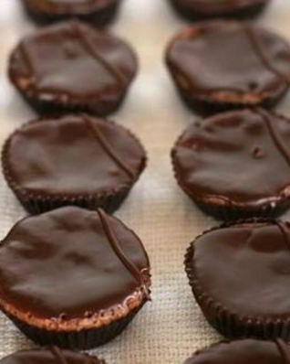 Шоколадные пирожные с шоколадным кремом