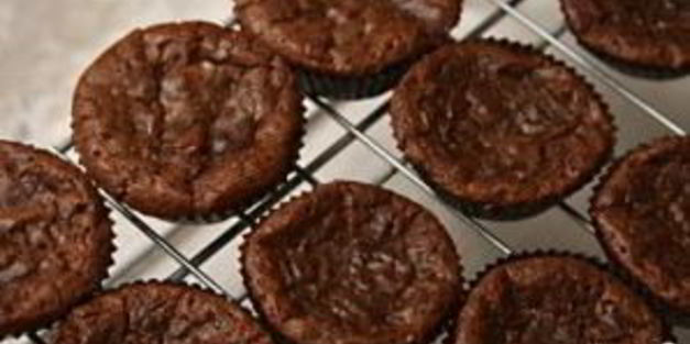 шоколадные пирожные с шоколадным кремом