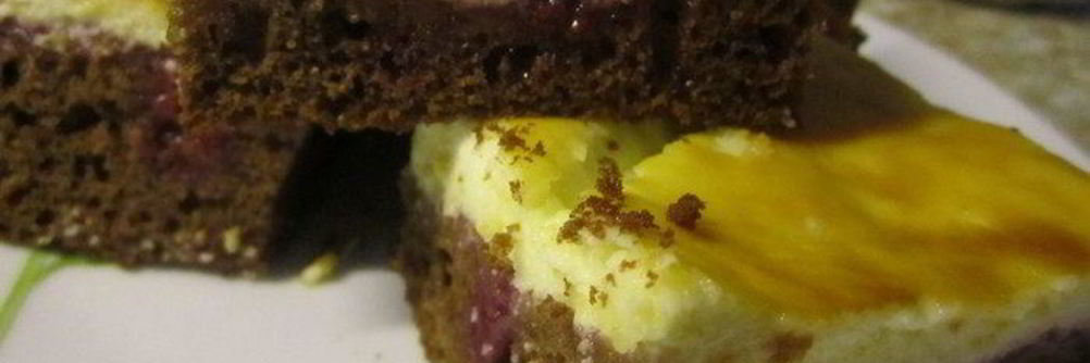 Творожно-малиновый брауни