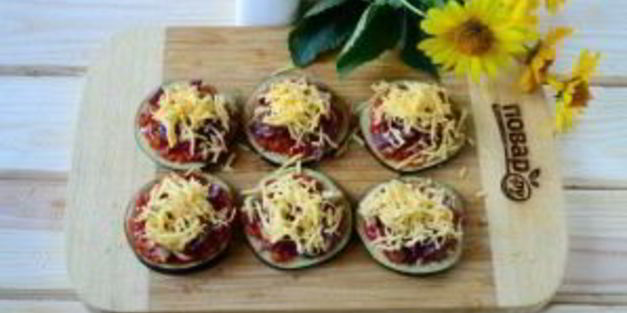 мини-пицца на баклажанах