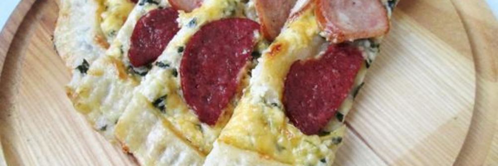 Пиде с колбасой — турецкая пицца