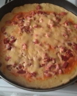 Пицца быстро на сковороде