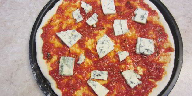 пицца четыре сыра